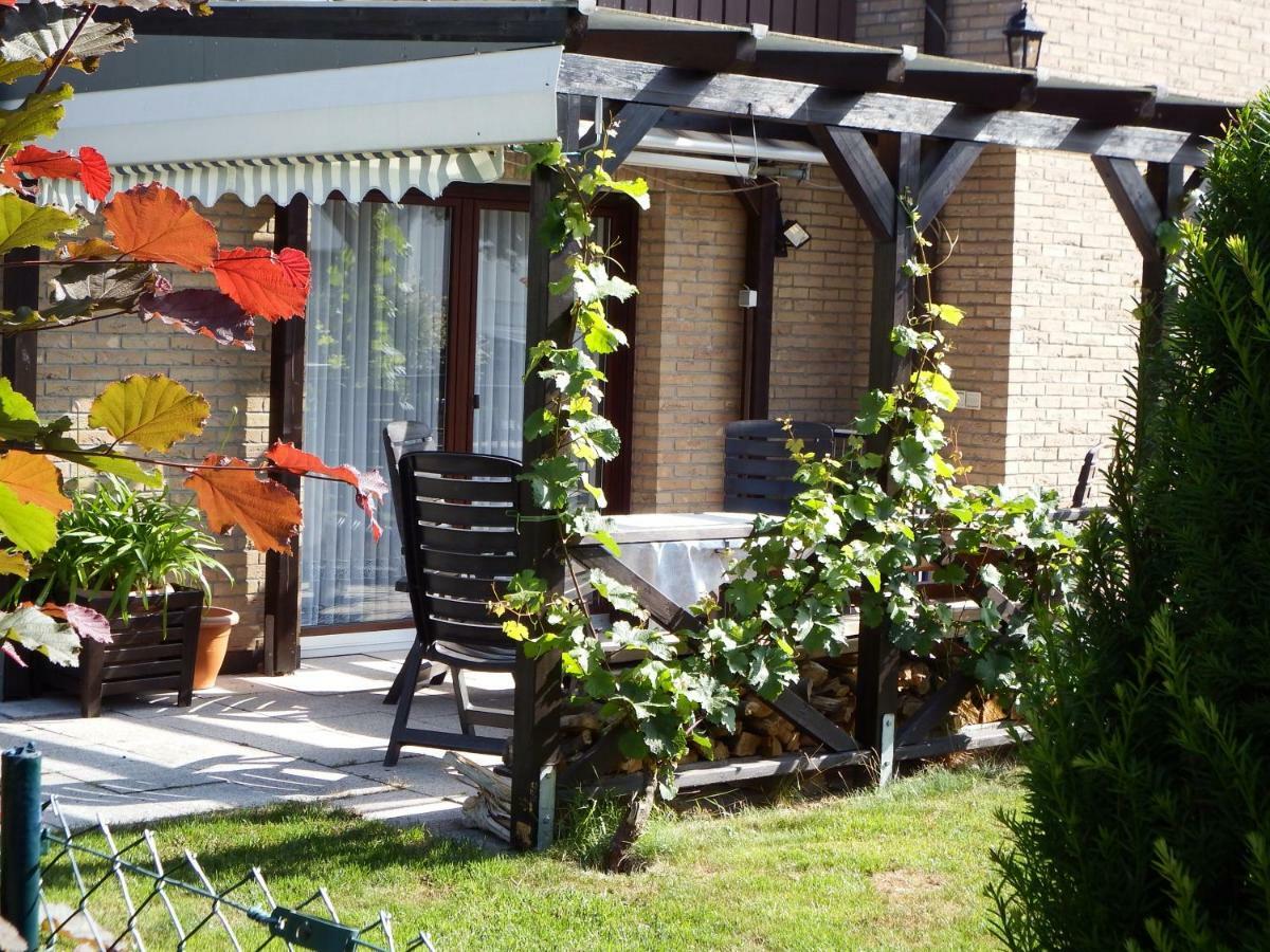 Nette Ferienwohnung Mit Eigenem Eingang Und Sonnenterrasse Idstein Eksteriør billede